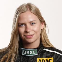 Photo of Christina Nielsen